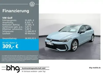 Gebraucht VW Golf VIII GTE 272 PS (200 kW) 2025 Crystal ice blue metallic/schw Limousine