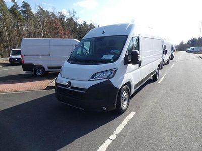 Weiß Gebraucht 2024 Opel Movano Van | 35.900 € (Guter Preis)