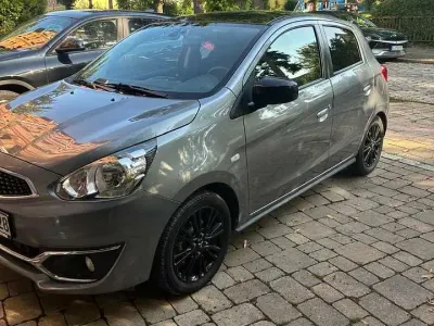 Gebraucht Mitsubishi Space Star Diamant Edition 80 PS (58 kW) 2019 Silber Kleinwagen