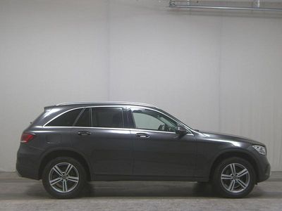 Usata Mercedes GLC300 245 CV (180 kW) 2022 Grigio SUV