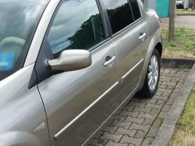 Gebraucht Renault Mégane 116 PS (85 kW) 2008 Beige Limousine