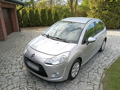 Gebraucht Citroën C3 60 PS (44 kW) 2012 Silber Limousine