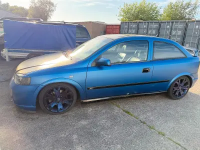 Gebraucht Opel Astra 136 PS (100 kW) 1998 Andere farben Kleinwagen