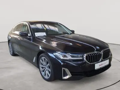 Gebraucht BMW 530 Luxury Line 286 PS (210 kW) 2021 Saphirschwarz metallic Limousine