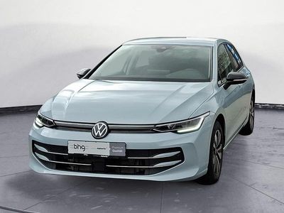 Gebraucht VW Golf VIII Goal 150 PS (110 kW) 2025 Crystal ice blue metallic Limousine