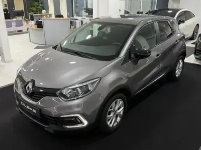 Gebraucht Renault Captur LIMITED 90 PS (66 kW) 2019 Grau SUV