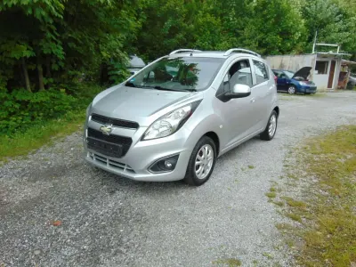 Gebraucht Chevrolet Spark LT 82 PS (60 kW) 2014 Argon silber/ice silver (m2) Kleinwagen
