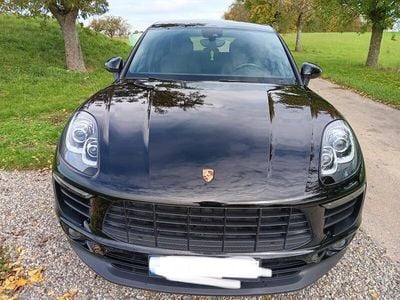 Porsche Macan S