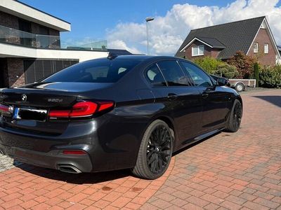 gebraucht BMW 530 G30 M PAKET XDRIVE Black Edition