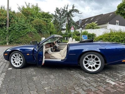 Occasion Jaguar XK8 284 ch (208 kW) 2000 Bleue Cabriolet