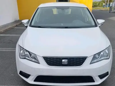 Gebraucht Seat Leon 105 PS (77 kW) 2013 Weiß Limousine