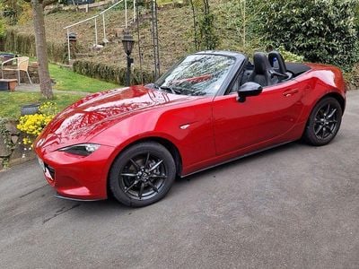 Second-hand Mazda MX5 131 CP (96 kW) 2015 Roșu Cabrio