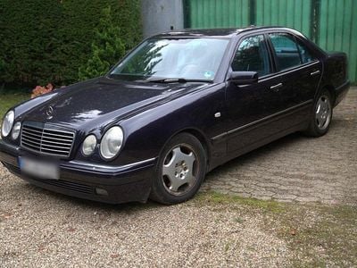 Mercedes E430