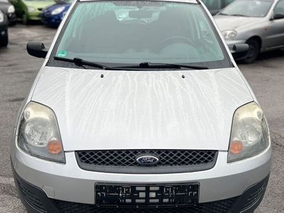 gebraucht Ford Fiesta Ambiente*97.000KM*TÜV*KLIMA*2HAND