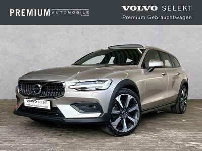 Gebraucht Volvo V60 CC Ultimate 197 PS (144 kW) 2023 Grau Kombi