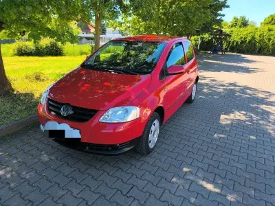 Gebraucht VW Fox 54 PS (39 kW) 2007 Rot Kleinwagen