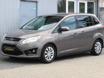 Gebraucht Ford Grand C-Max 140 PS (102 kW) 2012 Braun Van / Kleinbus