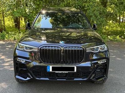 Second-hand BMW X7 Comfort Edition 400 CP (294 kW) 2019 Negru SUV