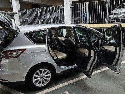 Usata Ford S-MAX Business Edition 179 CV (131 kW) 2016 Argento Monovolume