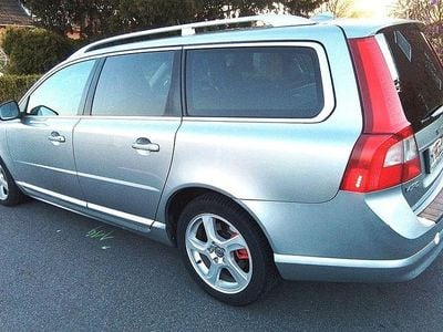 Second-hand Volvo V70 Momentum 175 CP (128 kW) 2009 Gri Break