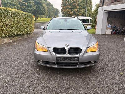 BMW 525