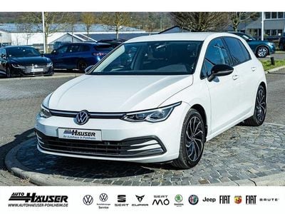 Gebraucht VW Golf VIII Active 150 PS (110 kW) 2022 Weiss Limousine