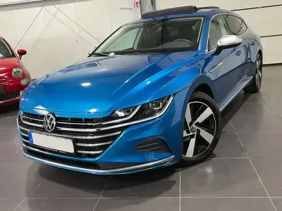 Gebraucht VW Arteon 150 PS (110 kW) 2023 Eisvogelblau Kombi