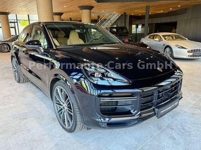 Second-hand Porsche Cayenne Turbo 549 CP (403 kW) 2021 Negru SUV