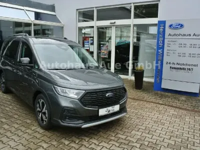 Neu Ford Grand Tourneo Connect Active 122 PS (89 kW) 2026 Grau Van / Kleinbus