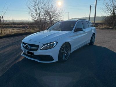 Mercedes C63 AMG
