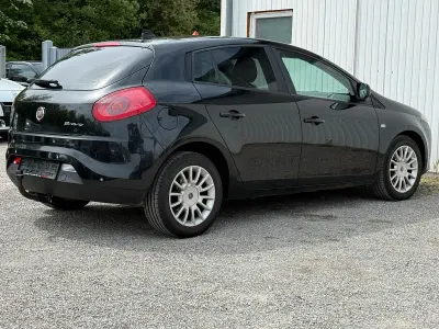 Usata Fiat Bravo 100 CV (73 kW) 2011 Nero Utilitaria