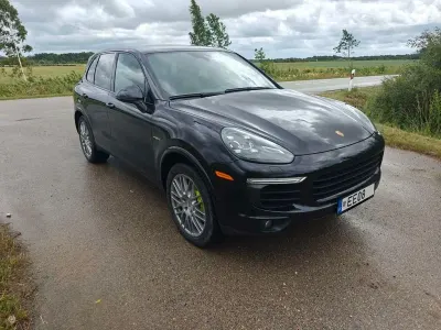Gebraucht Porsche Cayenne S E-Hybrid Platinum Edition 416 PS (305 kW) 2017 Schwarz SUV