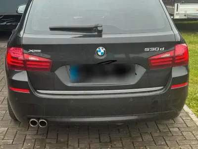 Gebraucht BMW 530 258 PS (189 kW) 2015 Schwarz Kombi
