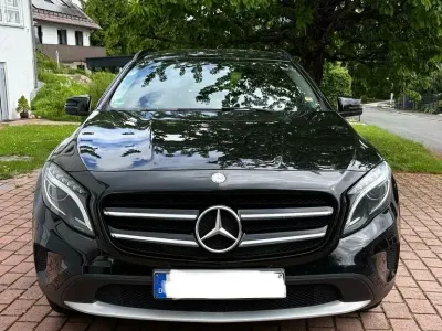 Gebraucht Mercedes GLA200 Style 136 PS (100 kW) 2015 Schwarz SUV
