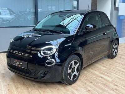 Usata Fiat 500e Passion 86 kW (118 CV) 2021 Nero Utilitaria