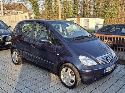 Gebraucht Mercedes A160 Avantgarde 102 PS (75 kW) 2001 Blau Limousine