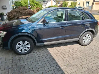 Gebraucht Audi Q3 Sport 140 PS (102 kW) 2015 Blau SUV