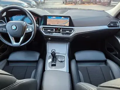 Gebraucht BMW 320 Sport Line 190 PS (139 kW) 2021 Schwarz Limousine
