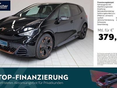 Midnight schwarz metallic Gebraucht 2025 Cupra Born Kleinwagen | 39.280 € (Teuer)