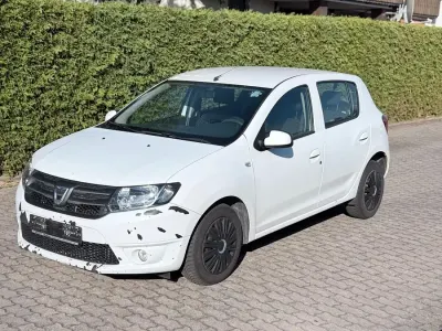 Gebraucht Dacia Sandero 90 PS (66 kW) 2016 Weiß Kleinwagen