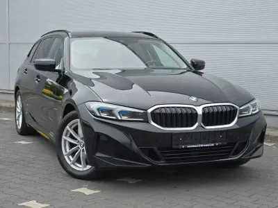 Gebraucht BMW 318 Sport Line 150 PS (110 kW) 2023 Schwarz Kombi