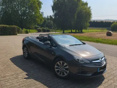 Gebraucht Opel Cascada Edition 165 PS (121 kW) 2015 Grau Cabrio