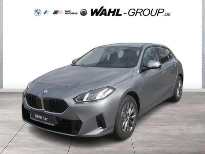 Neu BMW 120 Performance 170 PS (125 kW) 2026 Schwarz Kleinwagen