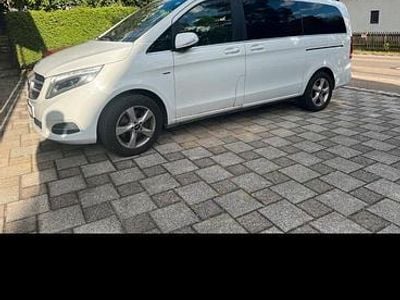 Gebraucht Mercedes V250 190 PS (139 kW) 2014 Weiß Van / Kleinbus