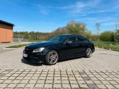 Mercedes C63 AMG