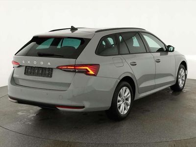 Graphite grau metallic Neu 2025 Skoda Octavia Selection Kombi | 34.595 € (Superpreis)