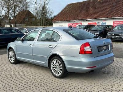 Gebraucht Mercedes E220 2010 Blau Limousine