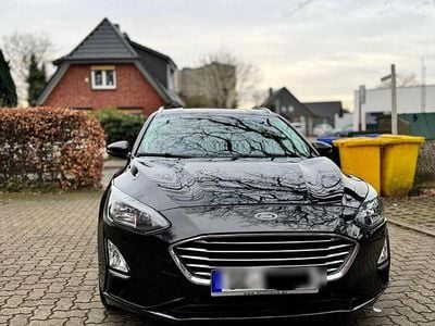 Schwarz Gebraucht 2020 Ford Focus Kombi | 8.999 € (Guter Preis)