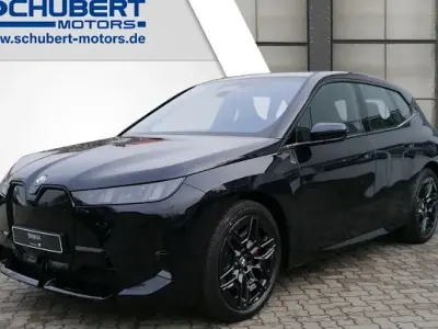 Gebraucht BMW iX 300 kW (408 PS) 2025 Schwarz SUV