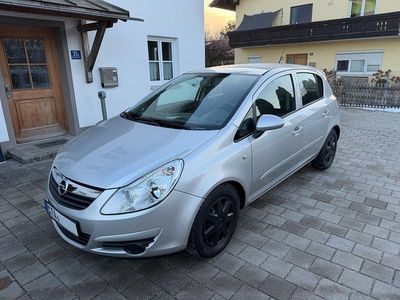 Silber Gebraucht 2007 Opel Corsa Kleinwagen | 2.500 € (Fairer Preis)